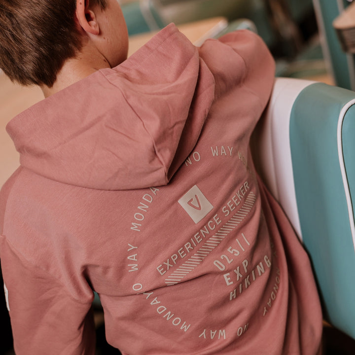 Hettupeysa, Faded Red