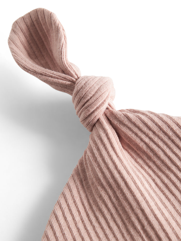 Aiki húgva, Faded Rose