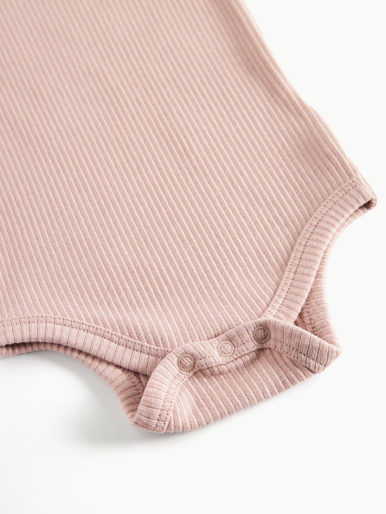 Modal body, Faded Rose