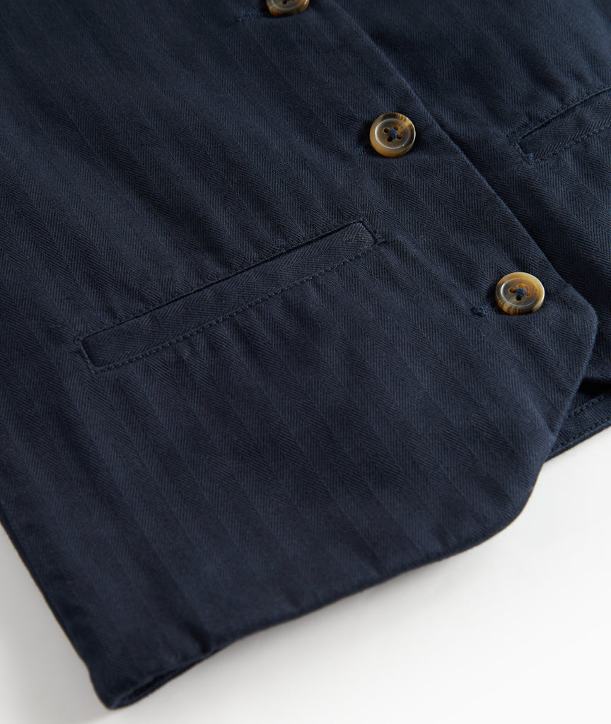 Jason vestur, Pilot Navy