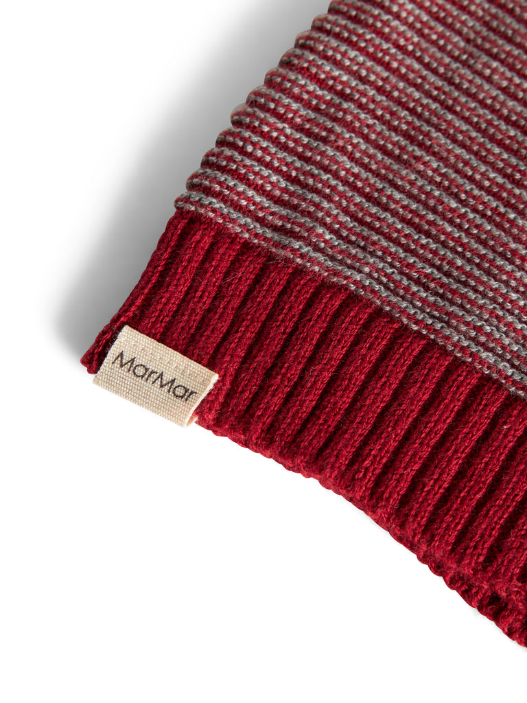 Alfen nissuhúgva, Hibiscus Red Stripe