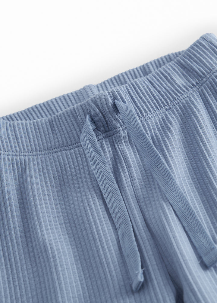 Pitti buksur, Blue Iris