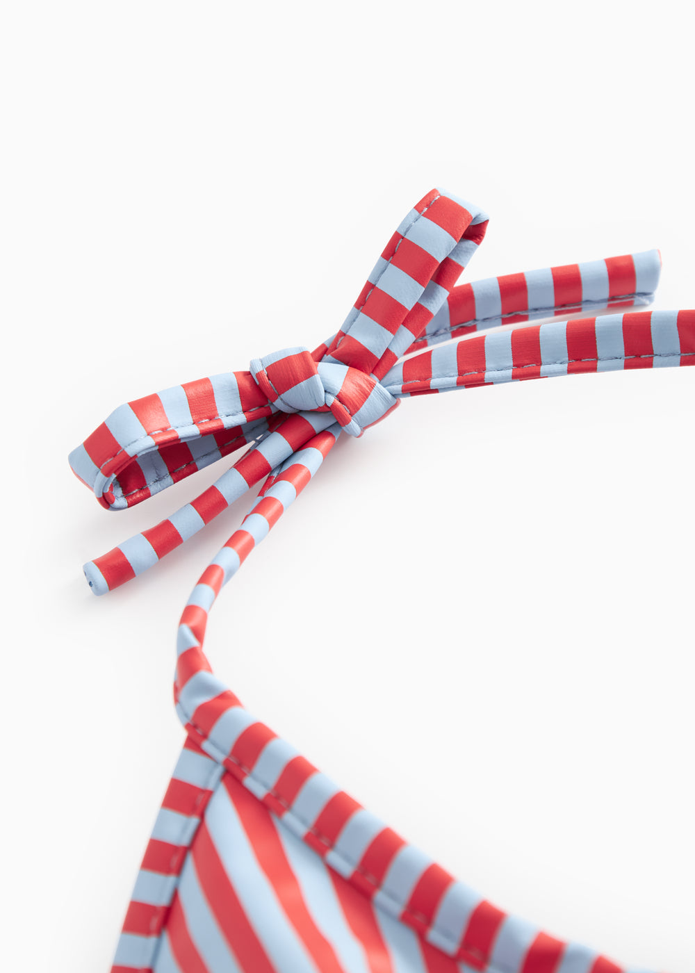 Bringuklútur, Blue Red Stripes