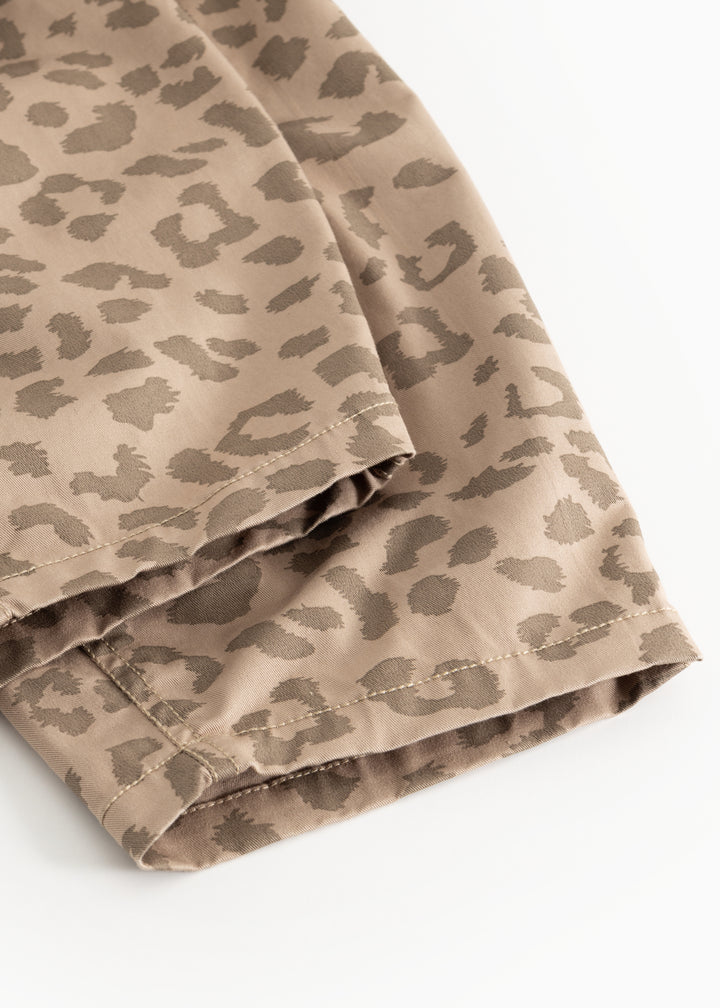Pando buksur, Washed Leo