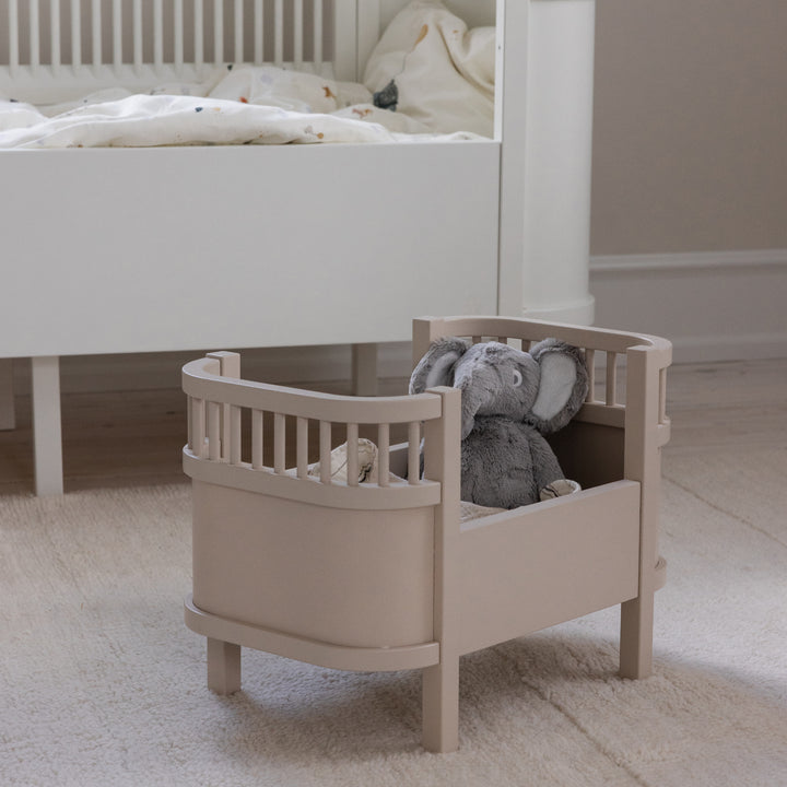 Dukkusong við madrassu, Birchbark Rose