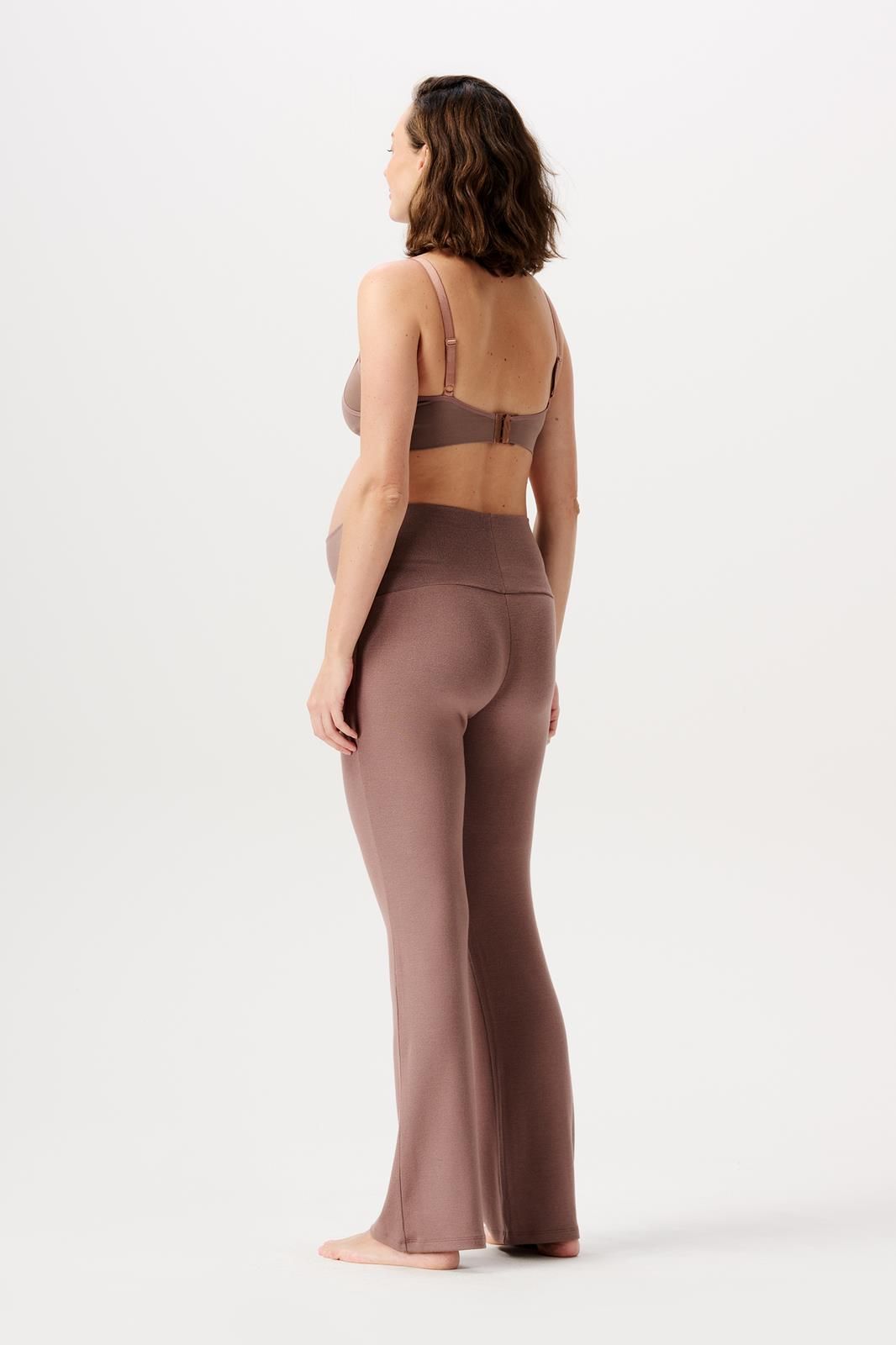 Luci buxur, Deep Taupe