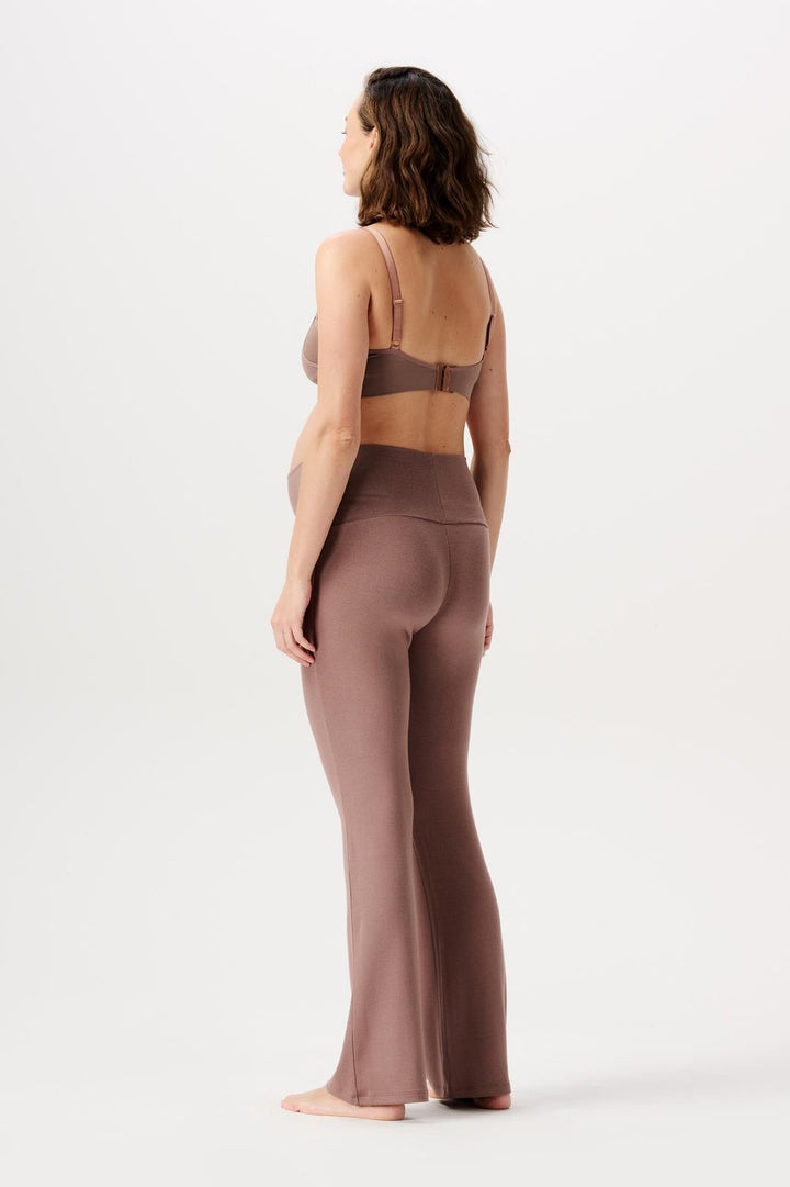 Luci buxur, Deep Taupe