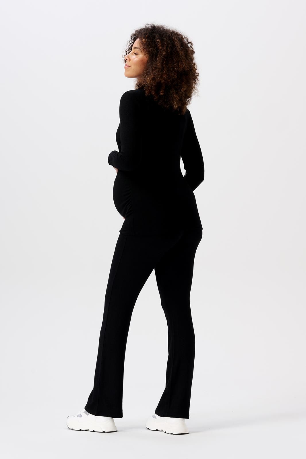 Luci buxur, Black