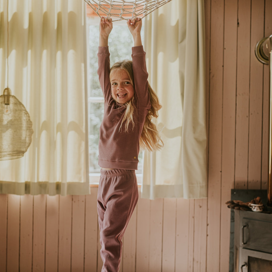 Náttklæðir, Mauve