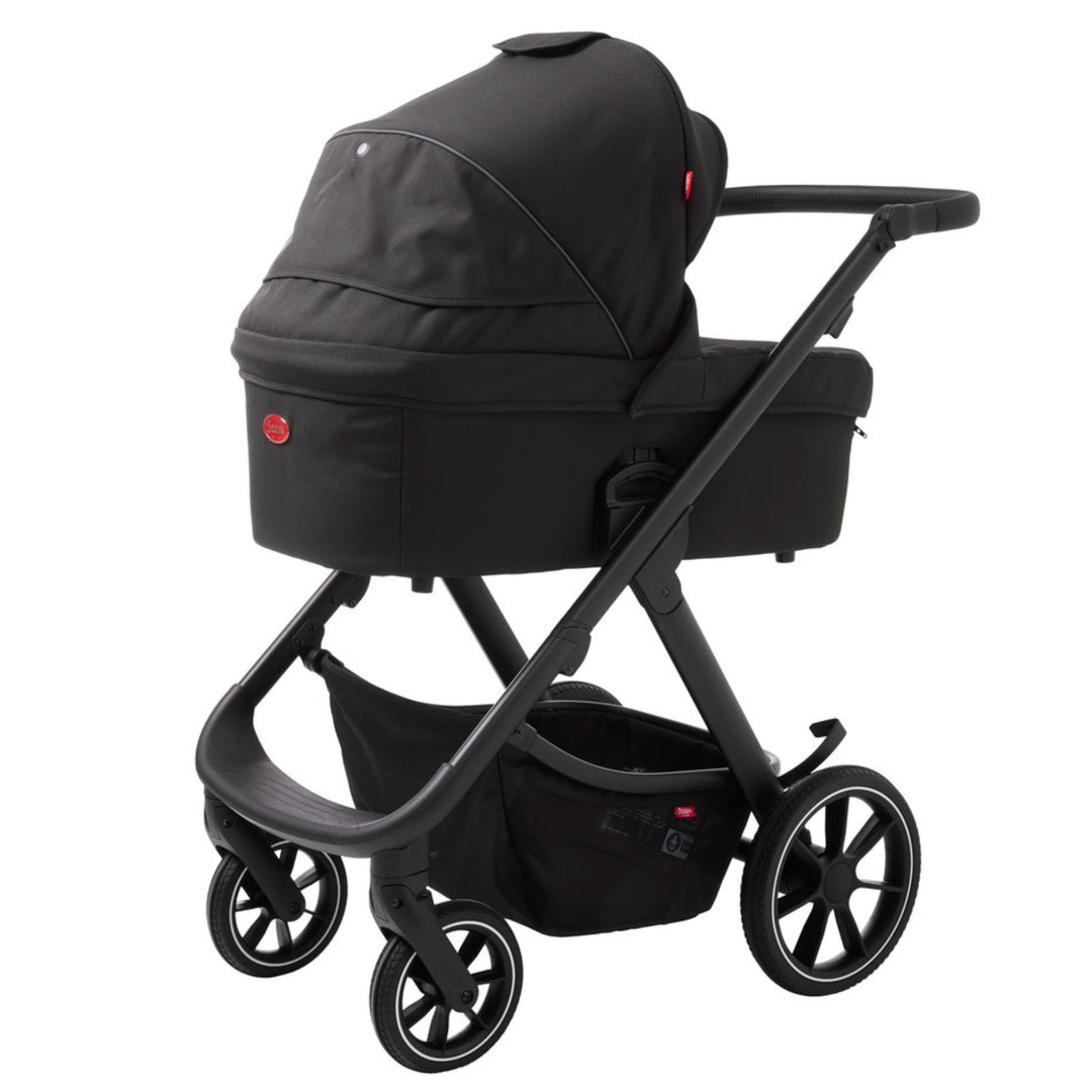 Evoke kombivognur, Black