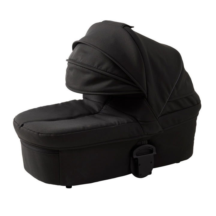 Evoke kombivognur, Black
