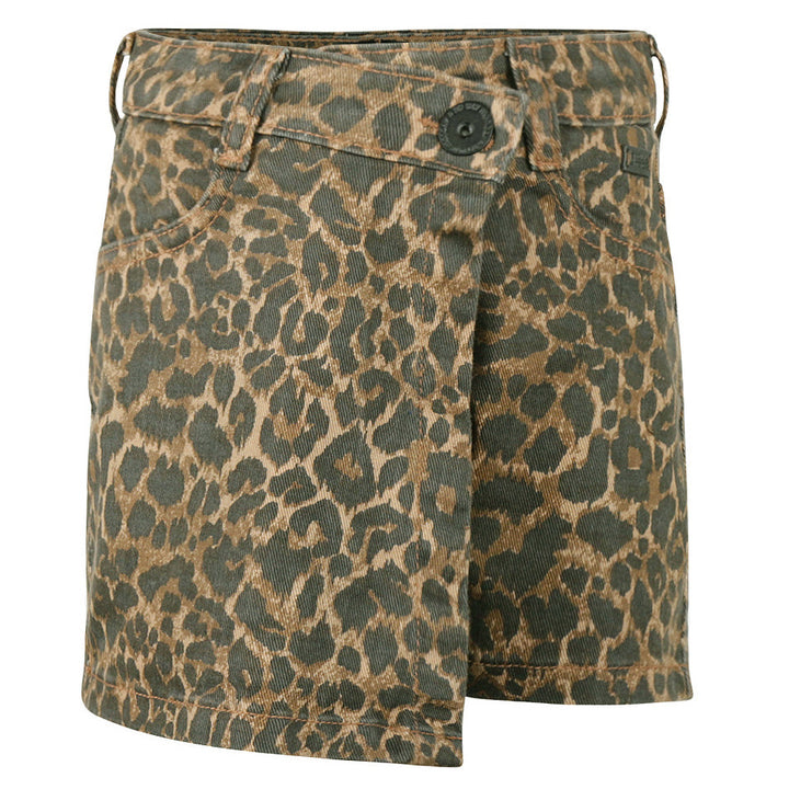 Shorts, Leo