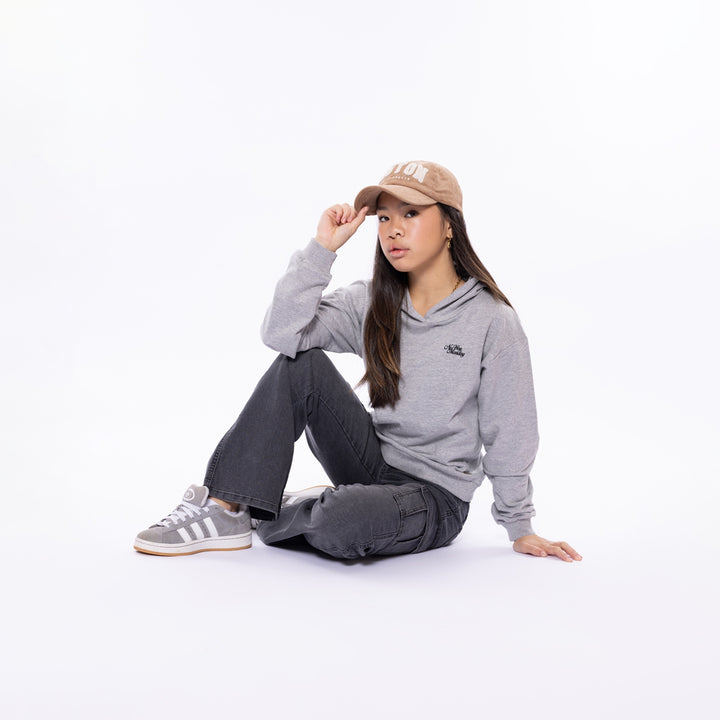 Hettutroyggja, Grey