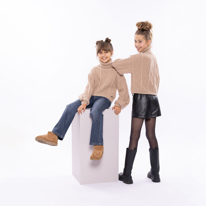 Troyggja, Taupe