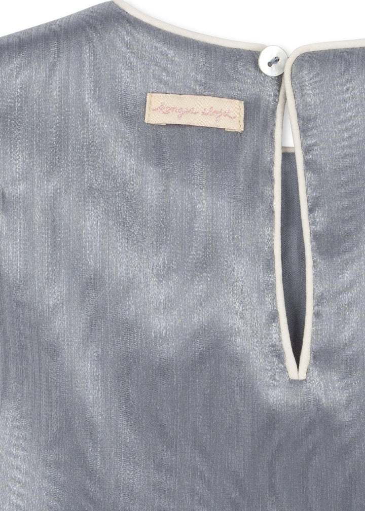 Fia kjóli, Sleet