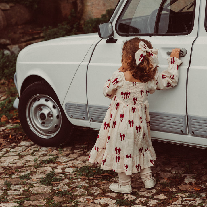 Sarah kjóli, Rouge Boucle