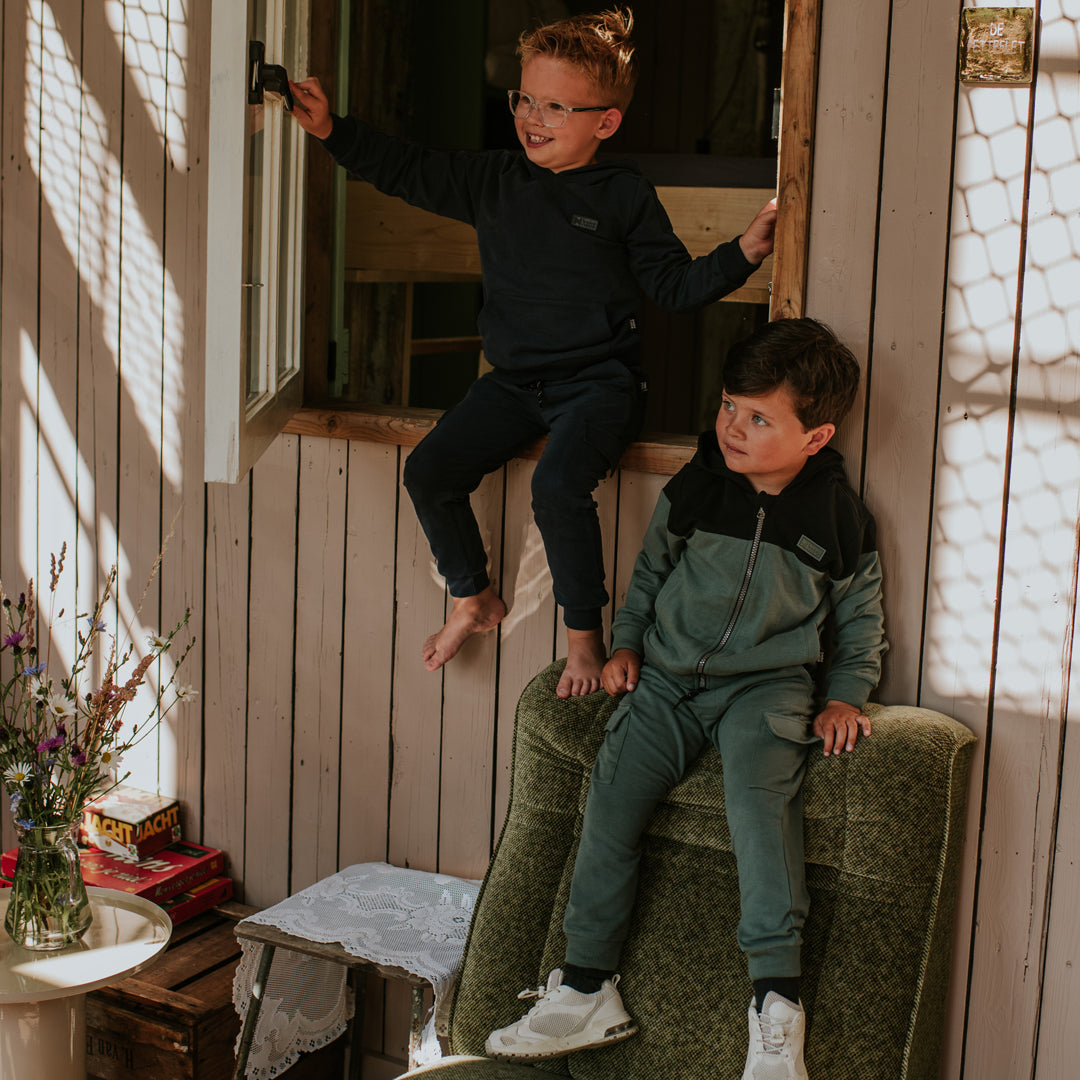 Hettujakki, Dark Green