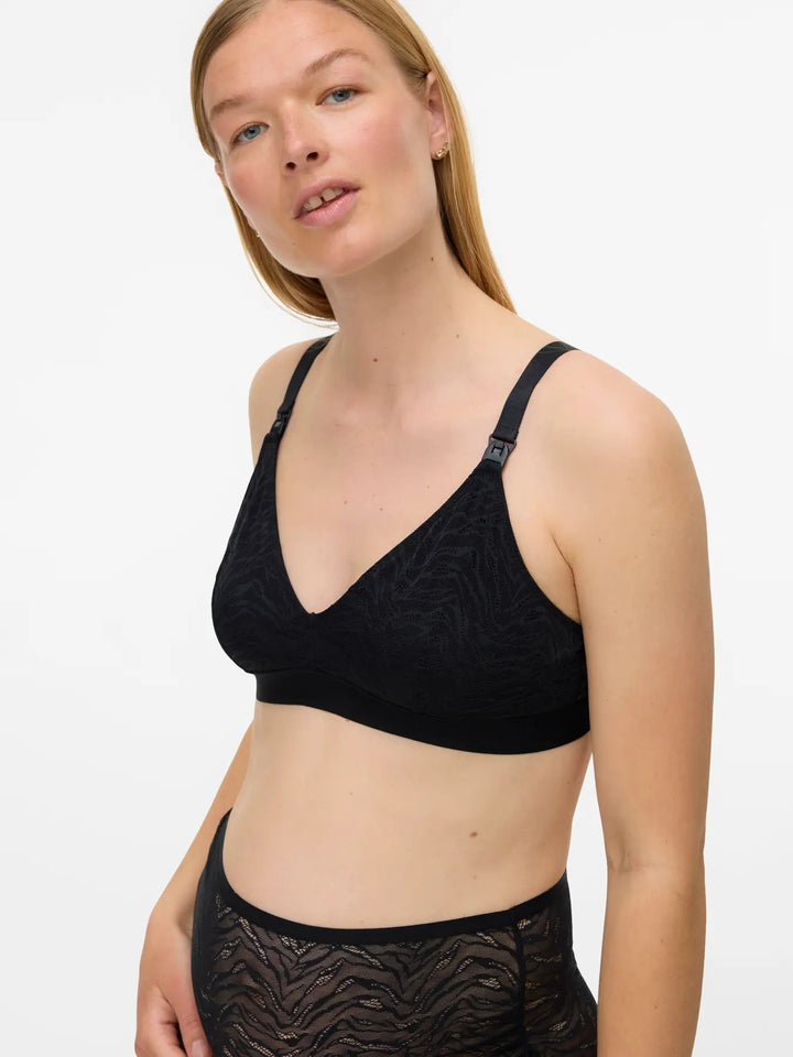 Xilla gjafahaldari, Black