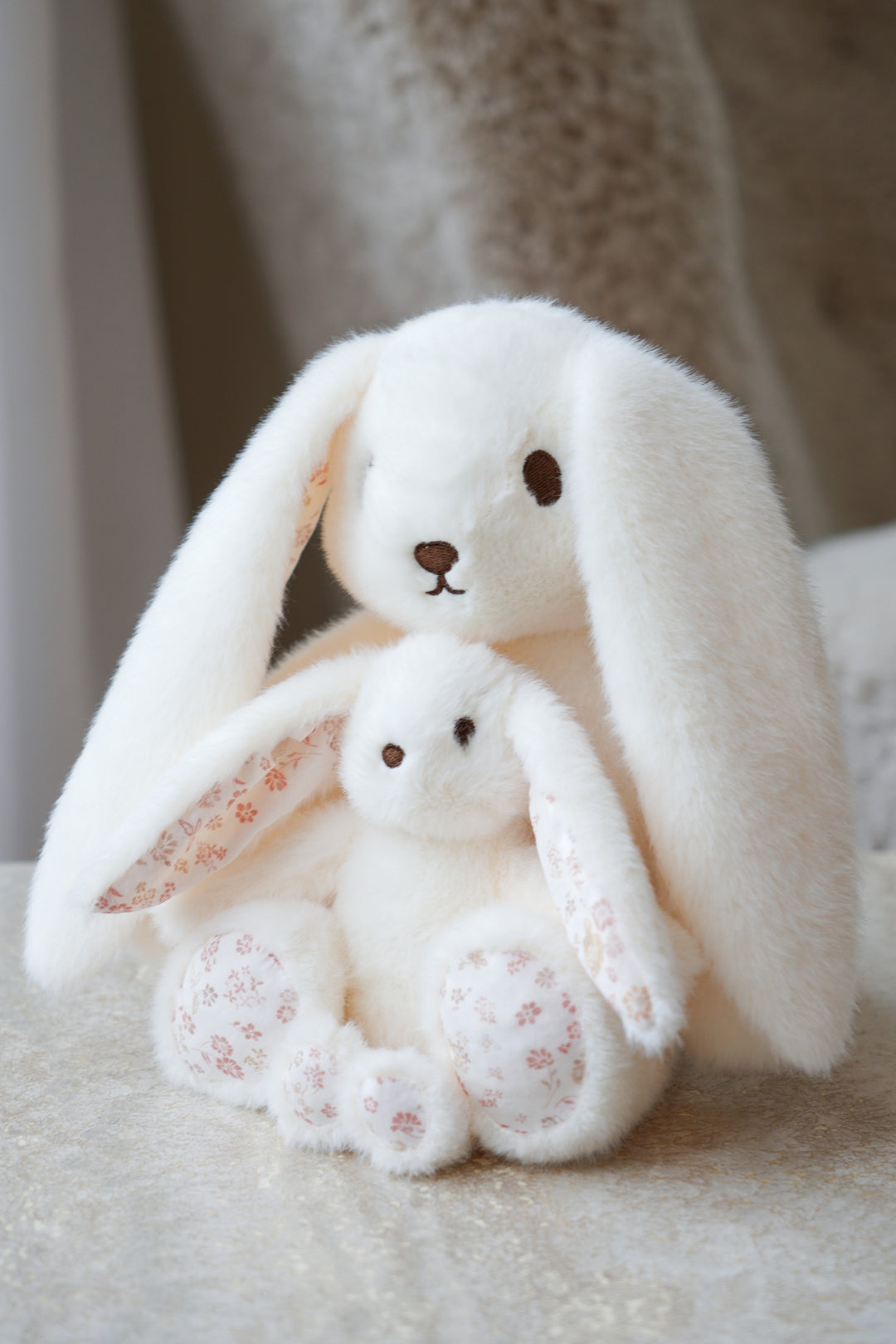 Elva White Bunny, Small