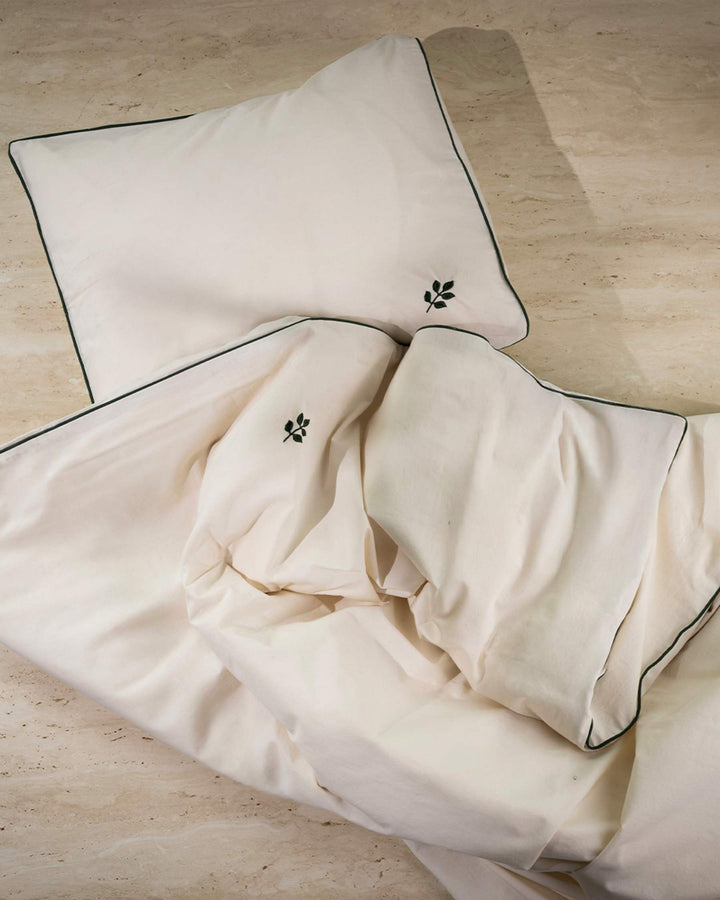 Rúmföt, Embroidery Leaf