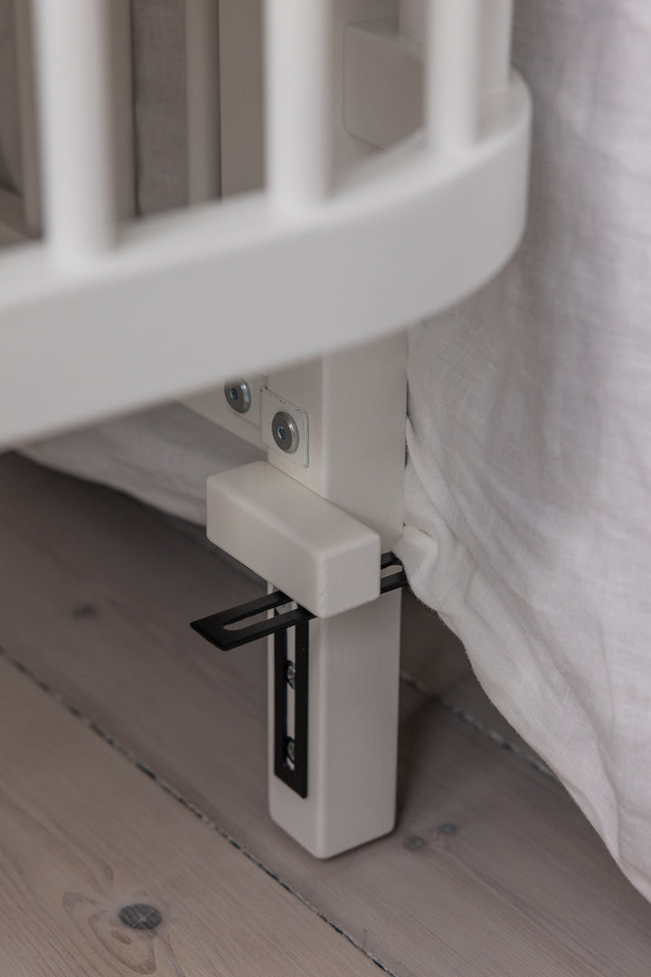 Sebra hjá-song, White