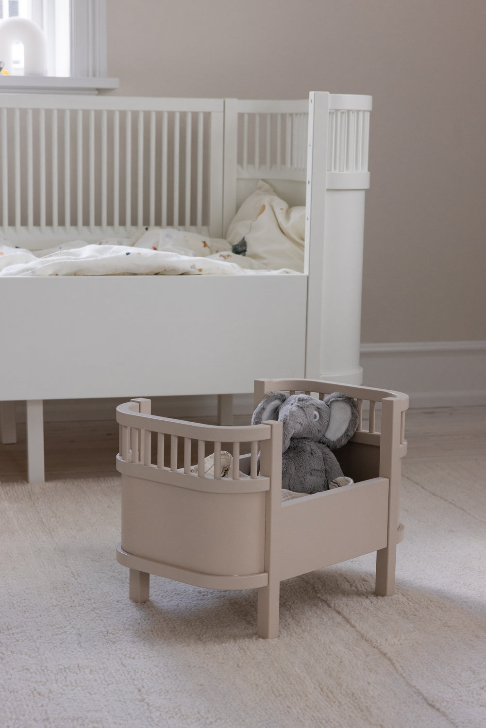 Dukkusong við madrassu, Birchbark Rose