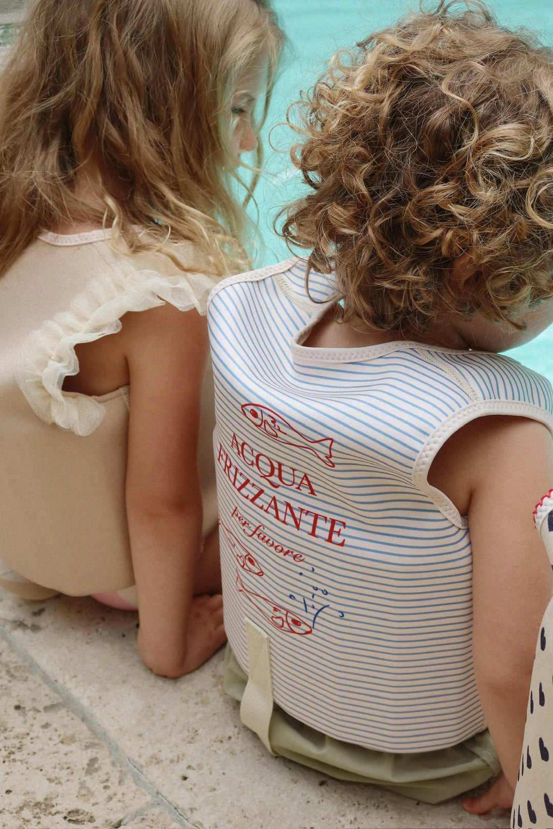 Svimjivestur, Stripe Bluie