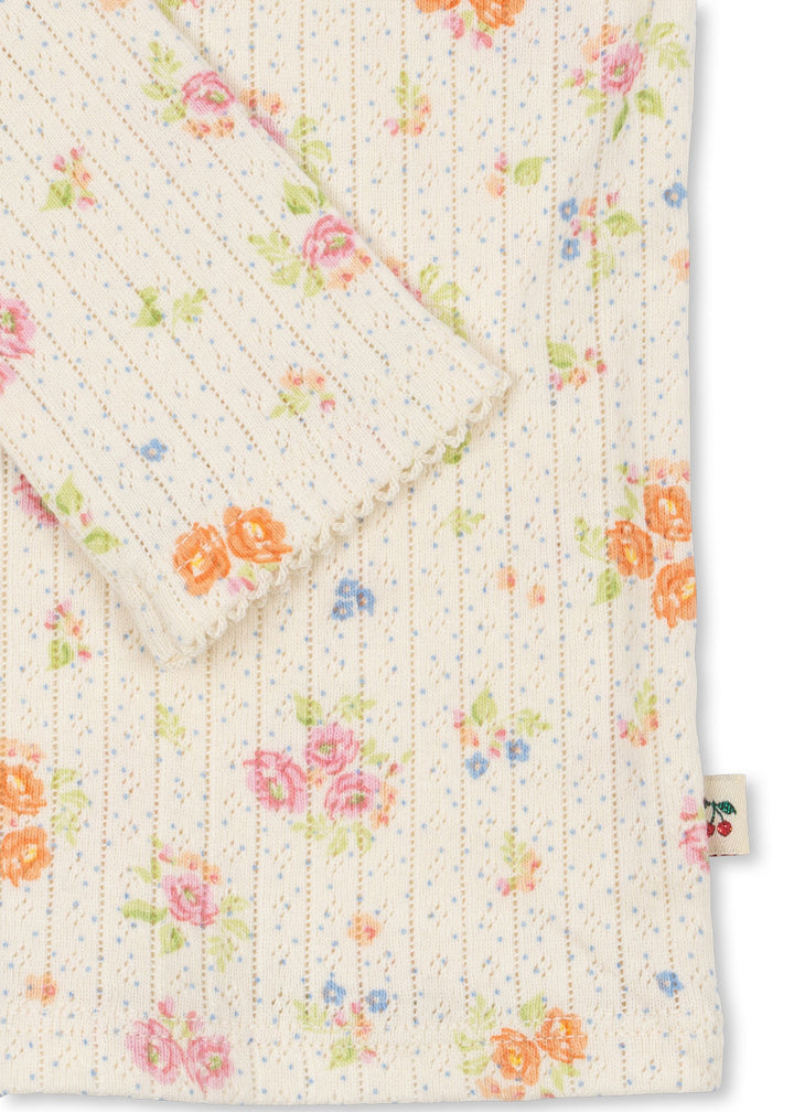 Minnie blusa, Nonoka