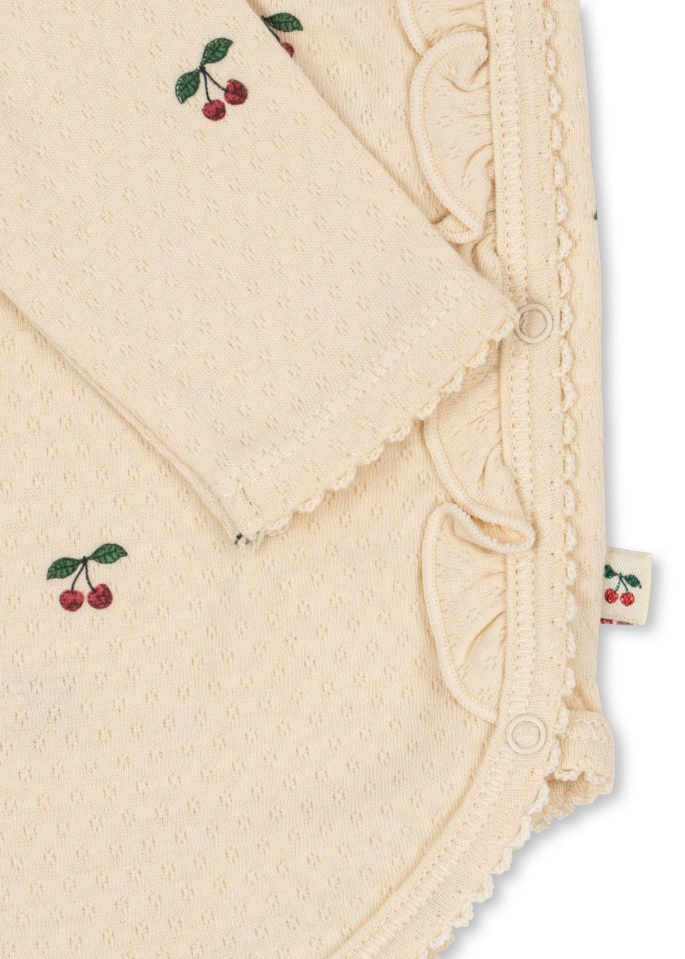 Sui newborn body, Cherry