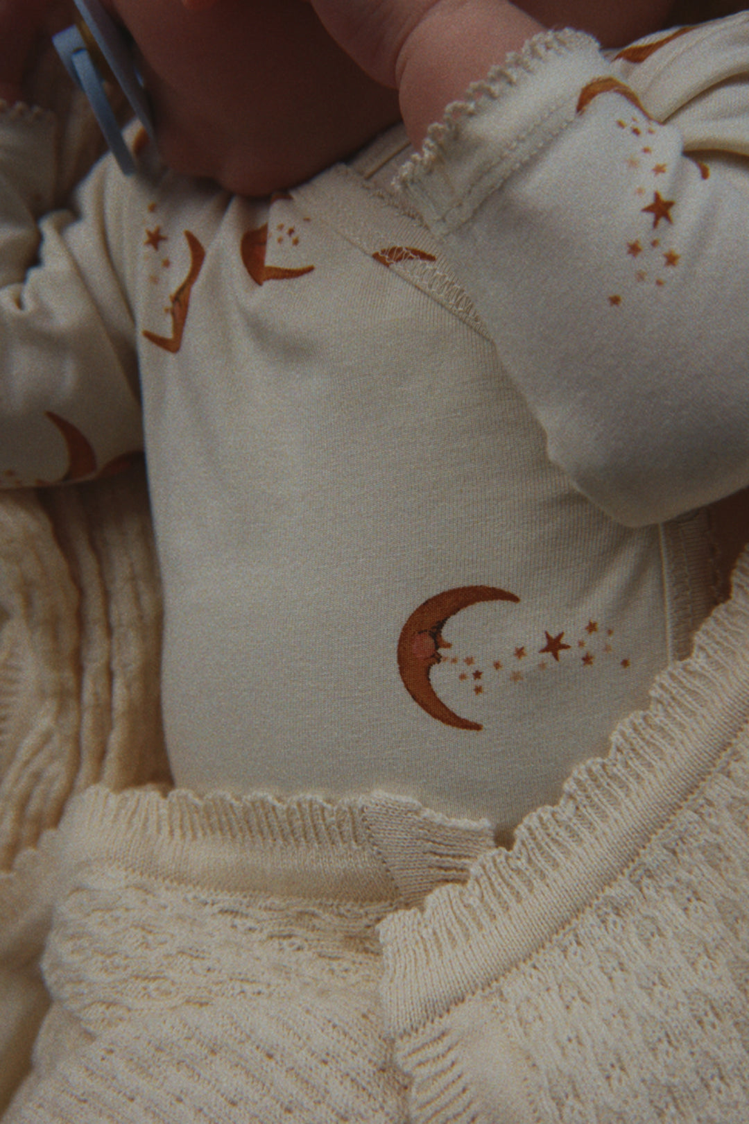 Basic newborn body, Moon