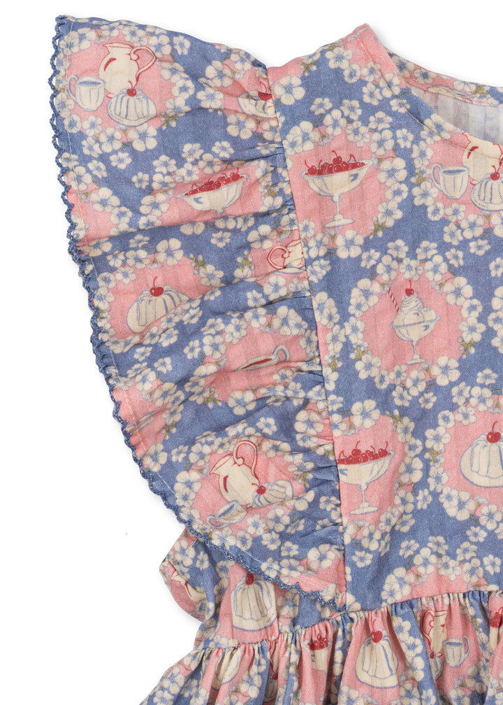 Kim kjóli, Snack Time