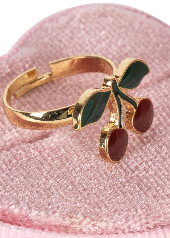 Love Ring, Cherry