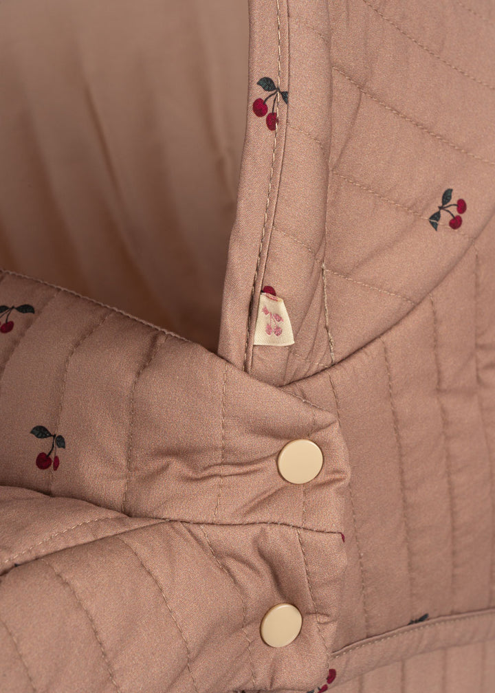 Dukkuvognur, Cherry Blush